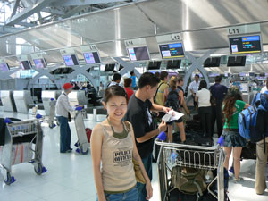 Tammy_at_bkk_airport